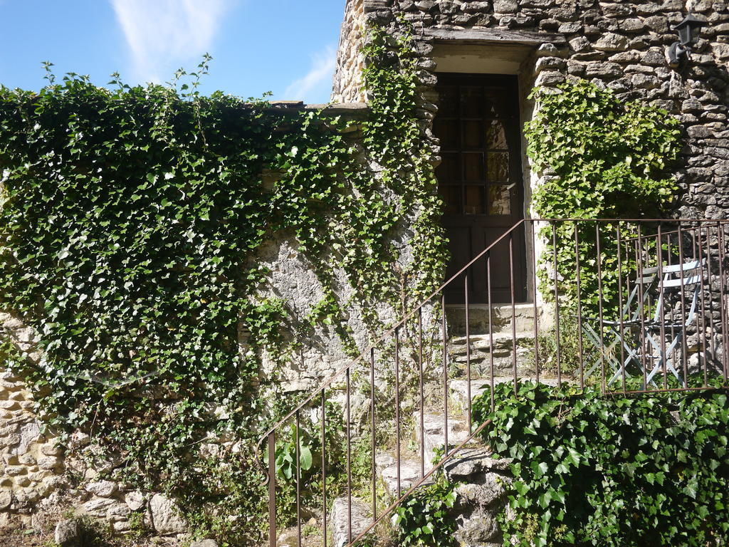 Auberge Des Seguins Buoux Room photo